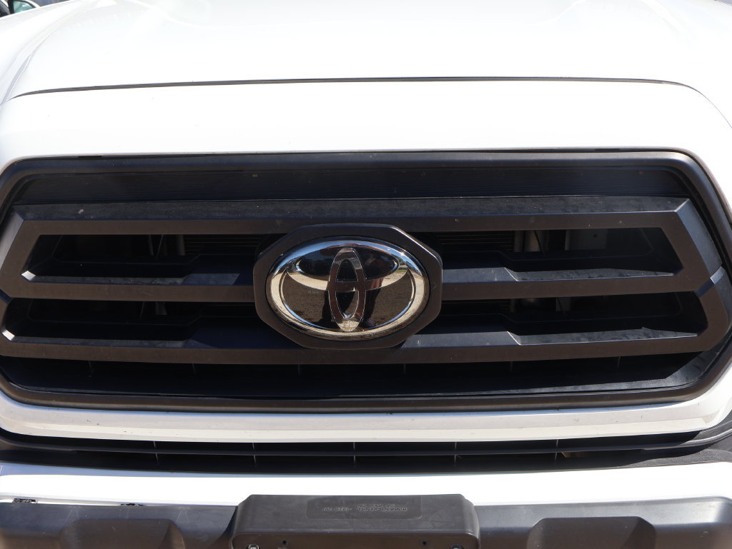 Used 2023 Toyota Tacoma SR w/ SR Convenience Package RWD image 21