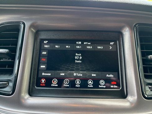 Used 2023 Dodge Challenger SXT image 18