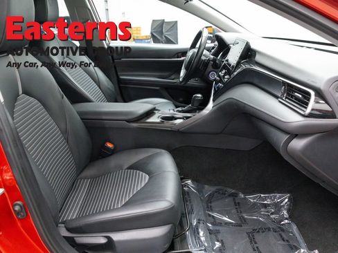 Used 2023 Toyota Camry SE FWD image 23