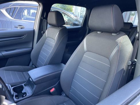 Used 2025 Honda CR-V Sport image 3