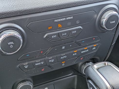 Certified 2021 Ford Ranger XLT w/ Equipment Group 302A High image 16