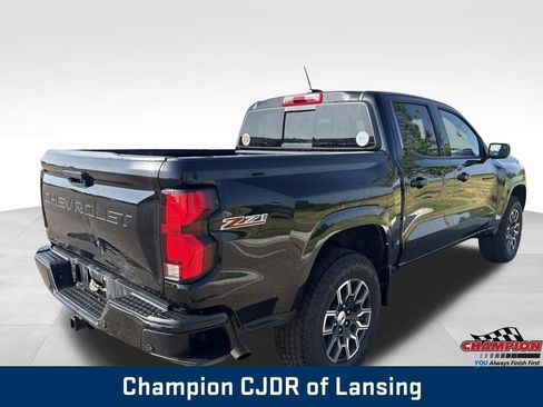 Used 2024 Chevrolet Colorado Z71 w/ Z71 Convenience Package 2 AWD/4WD image 7