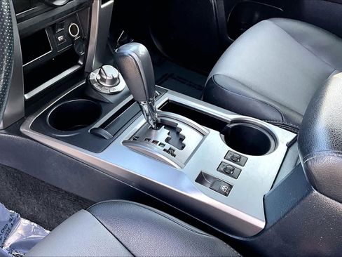 Certified 2024 Toyota 4Runner SR5 Premium image 17