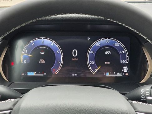 New 2025 Jeep Grand Cherokee Limited w/ Luxury Tech Group II image 29