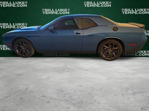 Used 2020 Dodge Challenger SXT w/ Blacktop Package image 8