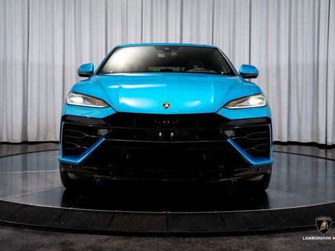 Used 2025 Lamborghini Urus SE image 2