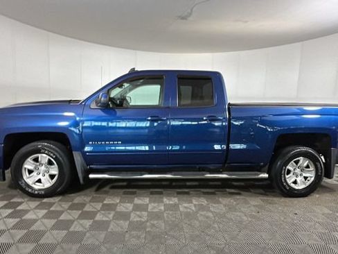 Used 2017 Chevrolet Silverado 1500 LT w/ All Star Edition AWD/4WD image 5
