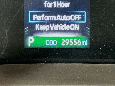 Used 2023 Toyota Sienna XLE image 10