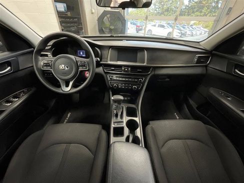 Used 2018 Kia Optima LX image 19