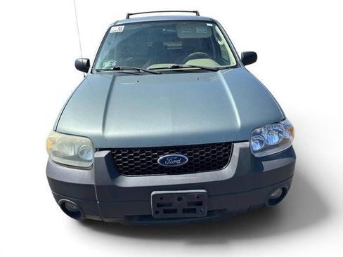 Used 2006 Ford Escape XLT image 9