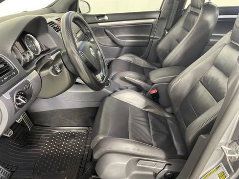 Used 2009 Volkswagen GTI 4-Door FWD image 2