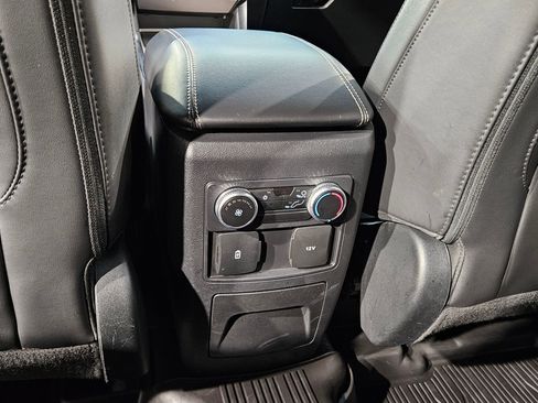 Used 2023 Ford Explorer XLT w/ Equipment Group 202A RWD image 37