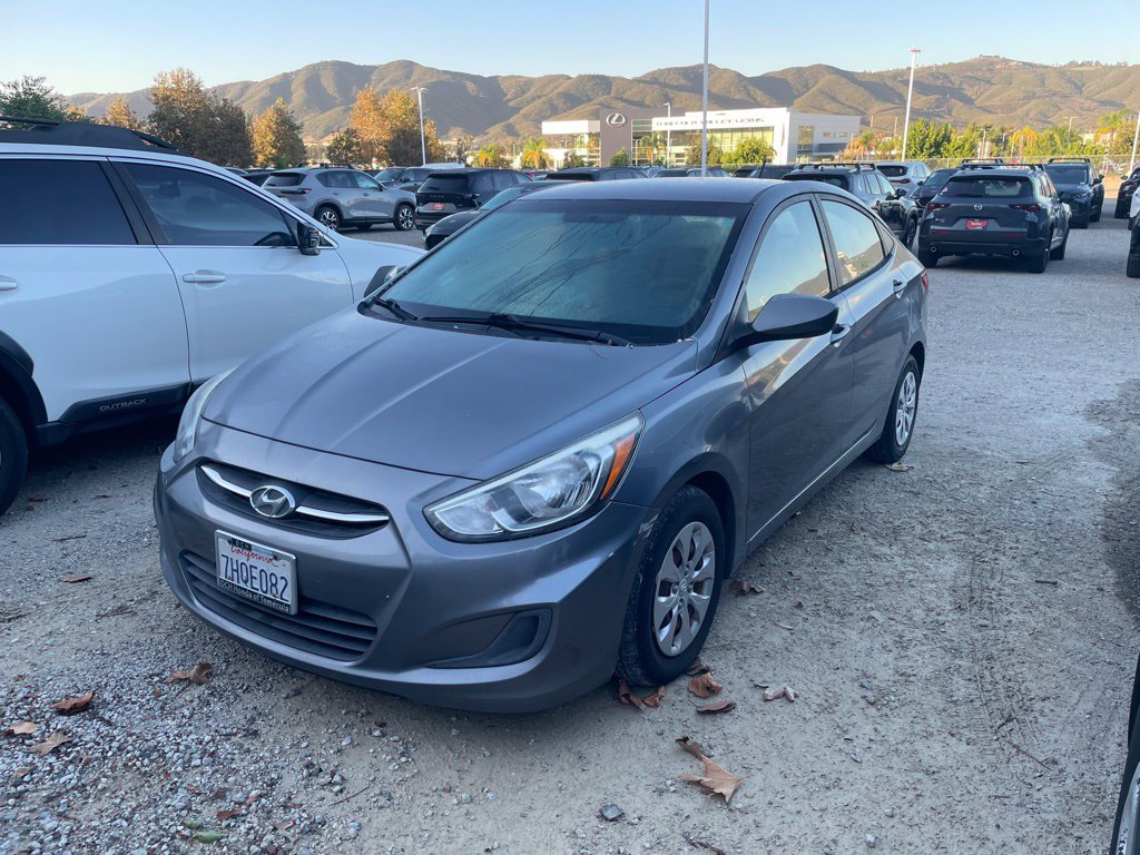 Used 2015 Hyundai Accent GLS FWD image 4