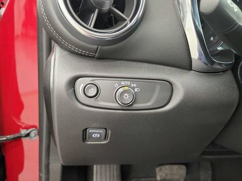 New 2026 Chevrolet Blazer LT w/ Convenience Package FWD image 32