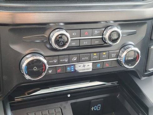 New 2026 Ford F250 Lariat w/ FX4 Off-Road Package AWD/4WD image 20