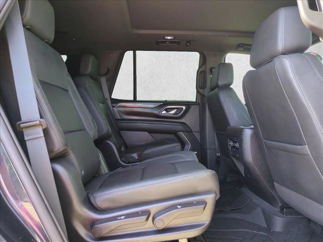 Used 2022 Chevrolet Tahoe Z71 w/ Luxury Package AWD/4WD image 19