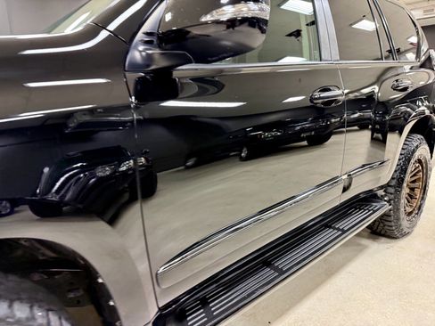 Used 2017 Lexus GX 460 Premium image 15