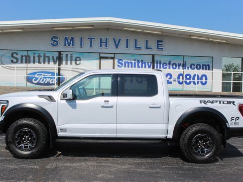 Used 2025 Ford F150 Raptor AWD/4WD image 3
