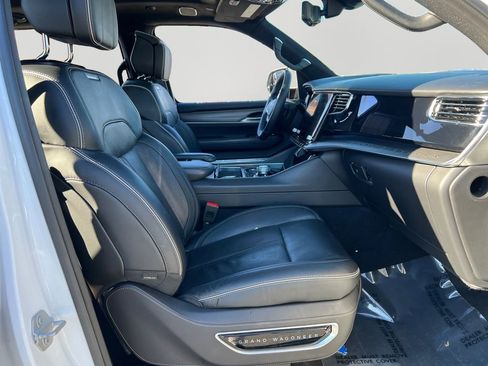 Used 2022 Jeep Grand Wagoneer Series II image 8