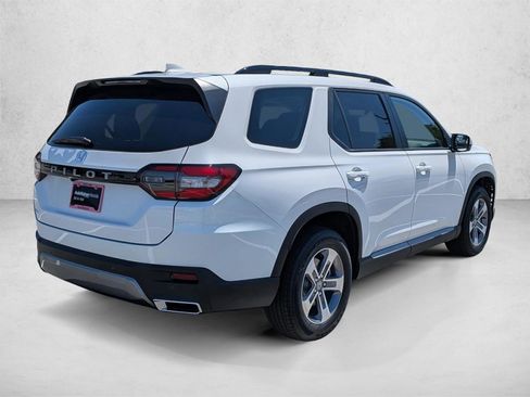 New 2026 Honda Pilot EX-L image 2