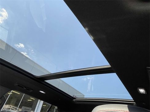 New 2026 Chevrolet Traverse Z71 w/ Driver Confidence Package image 14