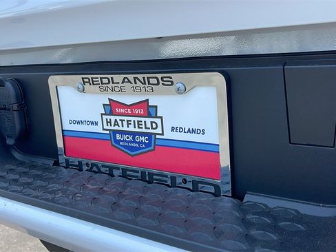 New 2025 GMC Canyon Elevation w/ Convenience Package image 29