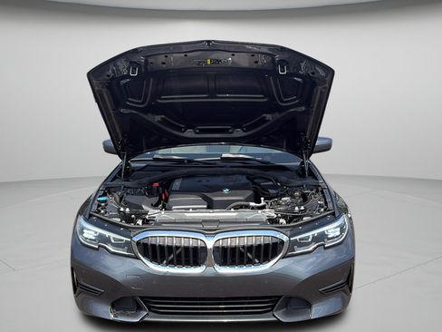 Used 2021 BMW 330i xDrive Sedan w/ Premium Package AWD/4WD image 26