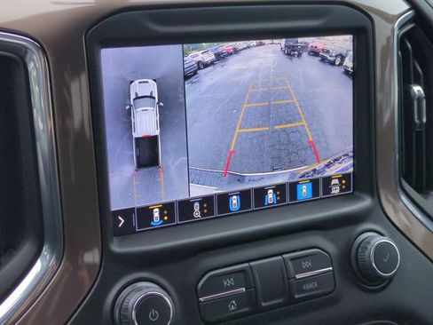 Used 2023 Chevrolet Silverado 2500 High Country AWD/4WD image 17