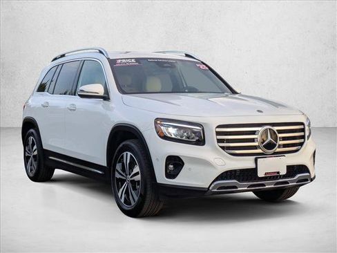 Certified 2025 Mercedes-Benz GLB 250 image 5