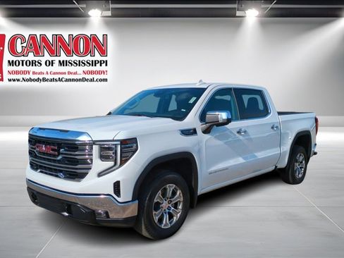 Used 2024 GMC Sierra 1500 SLT image 1