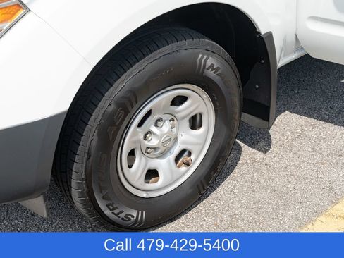 Used 2018 Nissan Frontier S RWD image 12