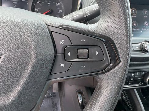 Used 2023 Chevrolet TrailBlazer LT FWD image 19