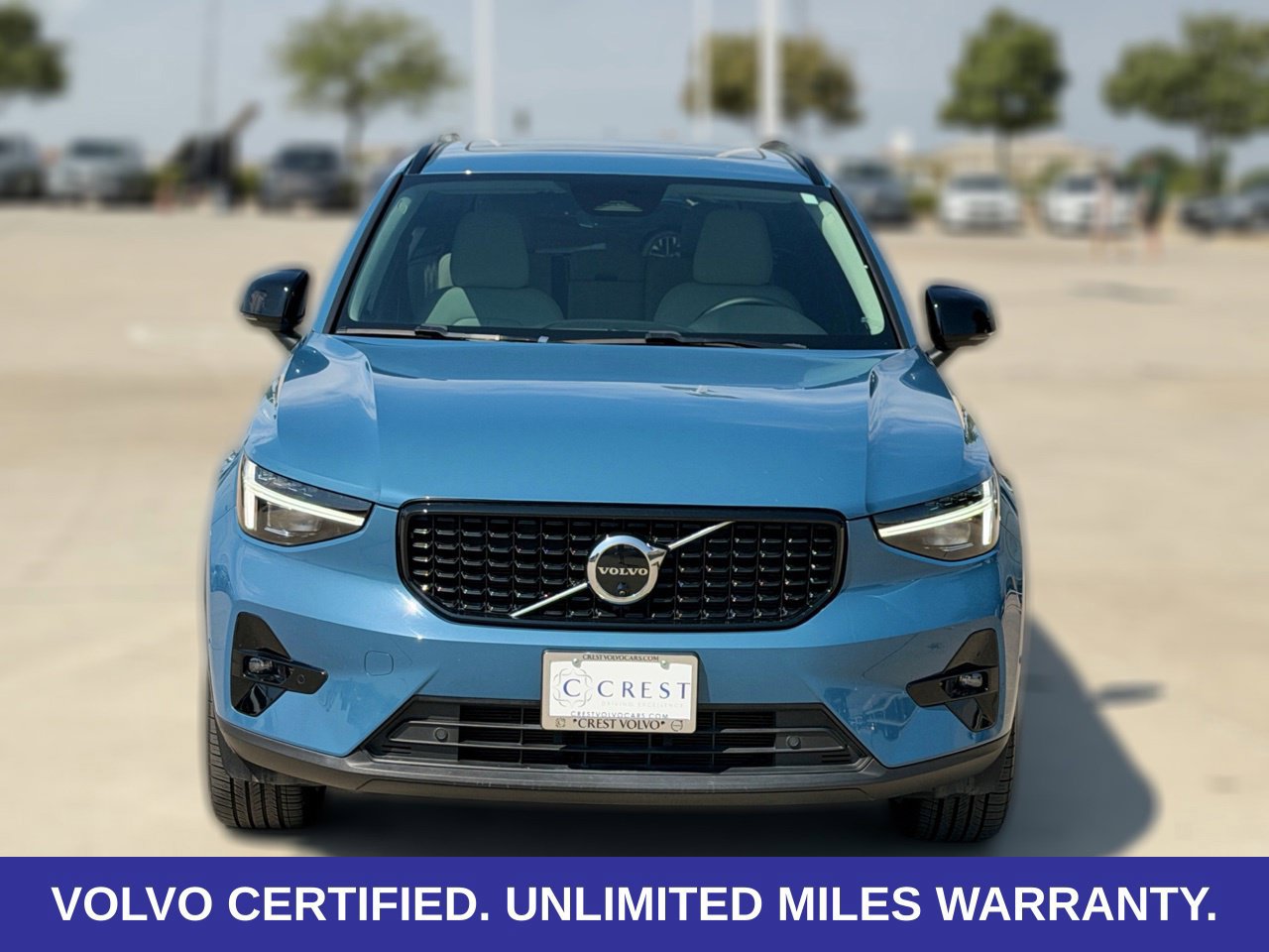 Certified 2025 Volvo XC40 B5 Ultra w/ Protection Package Premier AWD/4WD image 4