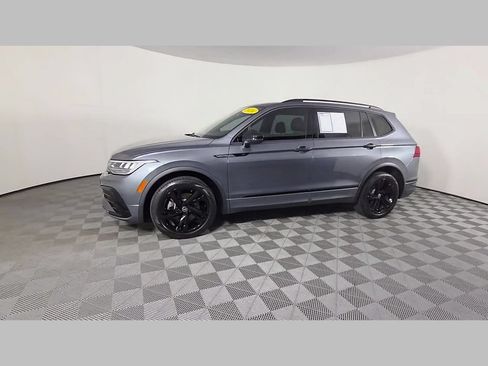 Used 2024 Volkswagen Tiguan SE R-Line FWD image 46