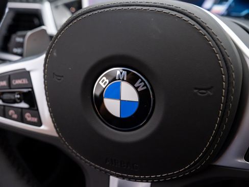 New 2026 BMW X7 xDrive40i AWD/4WD image 25