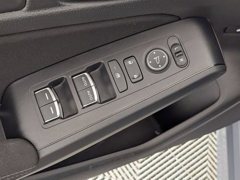 Used 2024 Honda Civic Sport image 10
