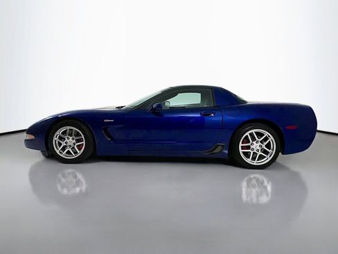 Used 2004 Chevrolet Corvette Z06 w/ Z06 Preferred Equipment Group RWD image 5
