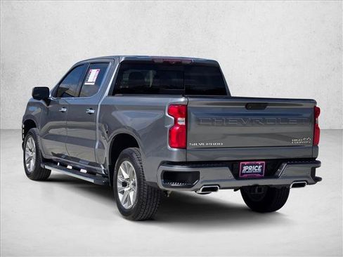 Used 2021 Chevrolet Silverado 1500 High Country w/ Technology Package AWD/4WD image 8