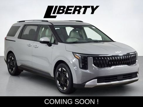 Used 2025 Kia Carnival EX image 1