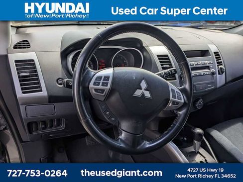 Used 2007 Mitsubishi Outlander LS image 11