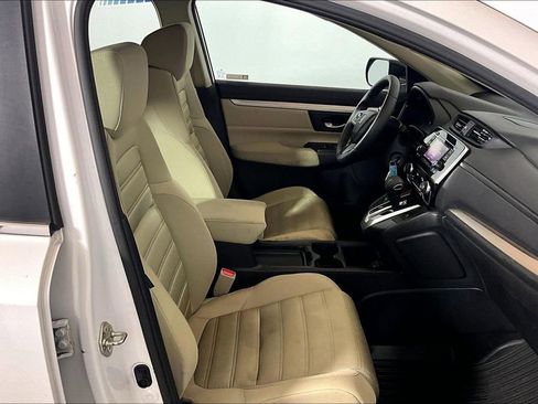 Used 2019 Honda CR-V LX image 6