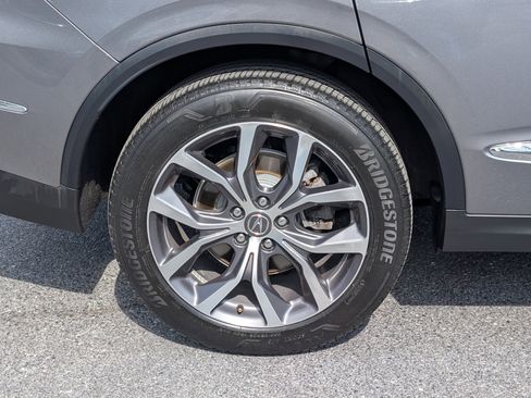 Used 2023 Acura MDX SH-AWD w/ Technology Package image 9