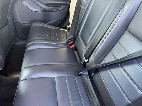 Used 2016 Ford Escape Titanium w/ Equipment Group 301A image 8