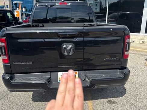 Used 2019 RAM 1500 Laramie AWD/4WD image 6