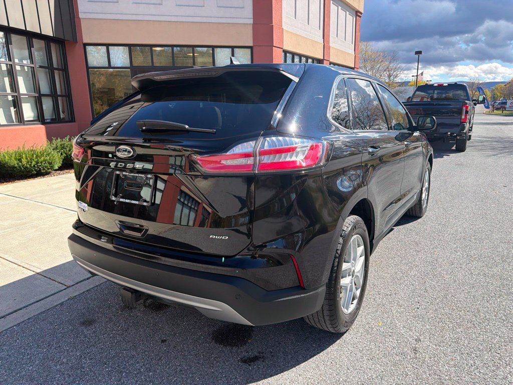 Used 2023 Ford Edge SEL w/ Convenience Package AWD/4WD image 7