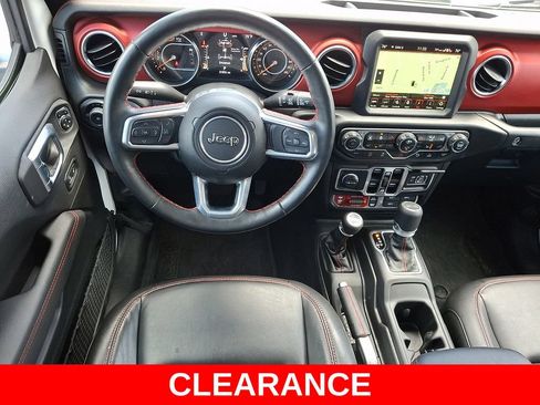 Used 2023 Jeep Wrangler Unlimited Rubicon w/ LED Lighting Group AWD/4WD image 12