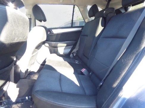 Used 2015 Subaru Outback 2.5i Premium AWD/4WD image 17