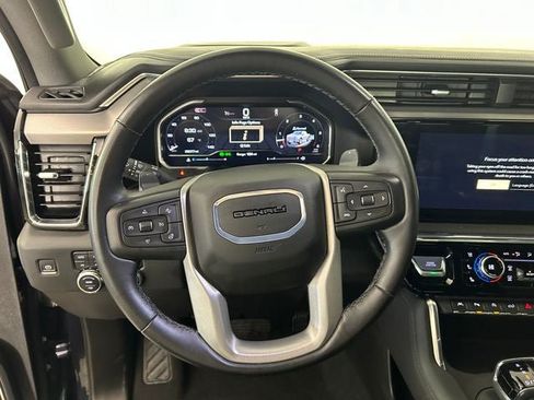 Used 2024 GMC Sierra 1500 Denali AWD/4WD image 15