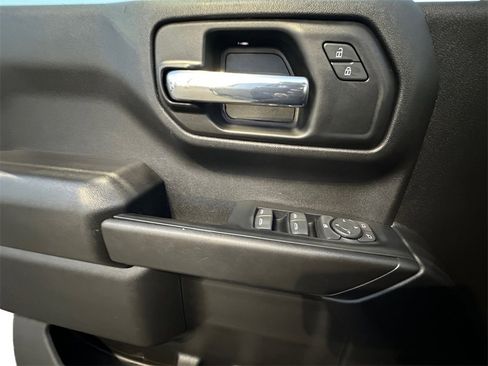 Used 2022 Chevrolet Silverado 1500 Custom image 11