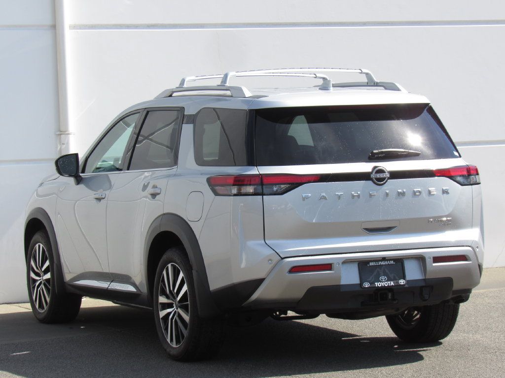Used 2025 Nissan Pathfinder Platinum AWD/4WD image 5